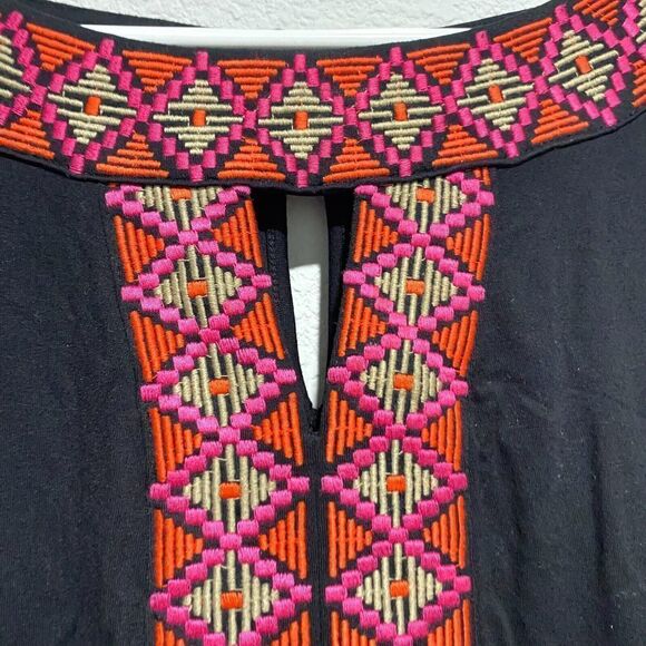 Catherines Women's Sleeveless Round Neck Embroidered A-Line Dress Black Plus 3X - Picture 5 of 9